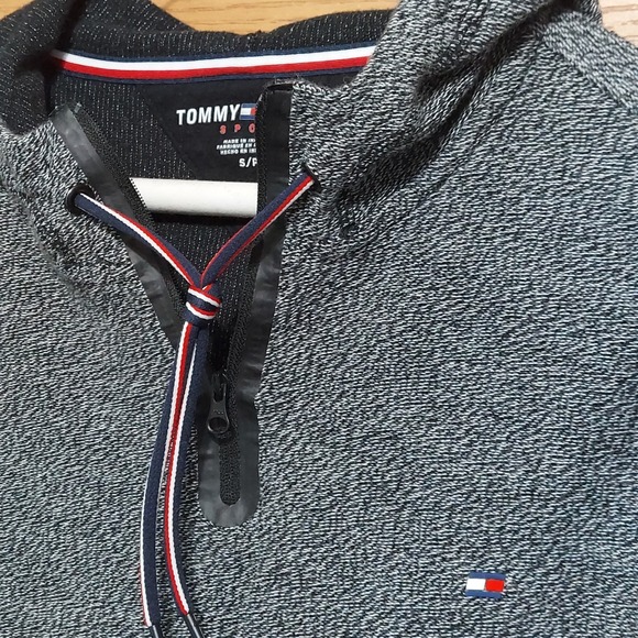 Tommy Hilfiger Sport Hoodie Men's S Gray Black Pullover Sweatshirt 1/4 Zip Logo - Picture 4 of 8